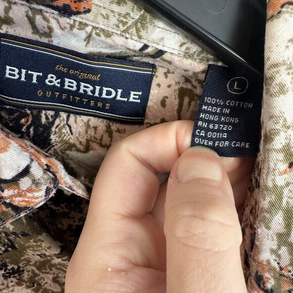 Bit & Bridle Mens Long Sleeve Camo Deer Buck Print Hunting Button Shirt SZ L - Picture 4 of 6